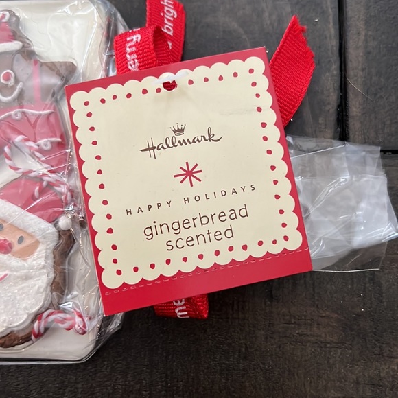 NWT - elegant and adorable Santa and sleigh collection! - Picture 3 of 8